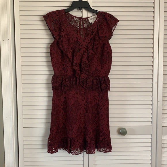BB Dakota Embroidered Lace Dress - Picture 10 of 12